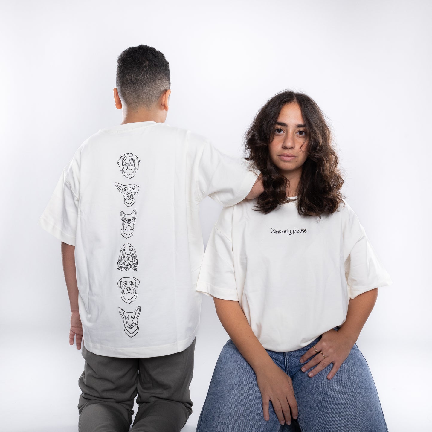 Dogs only, please - Tee