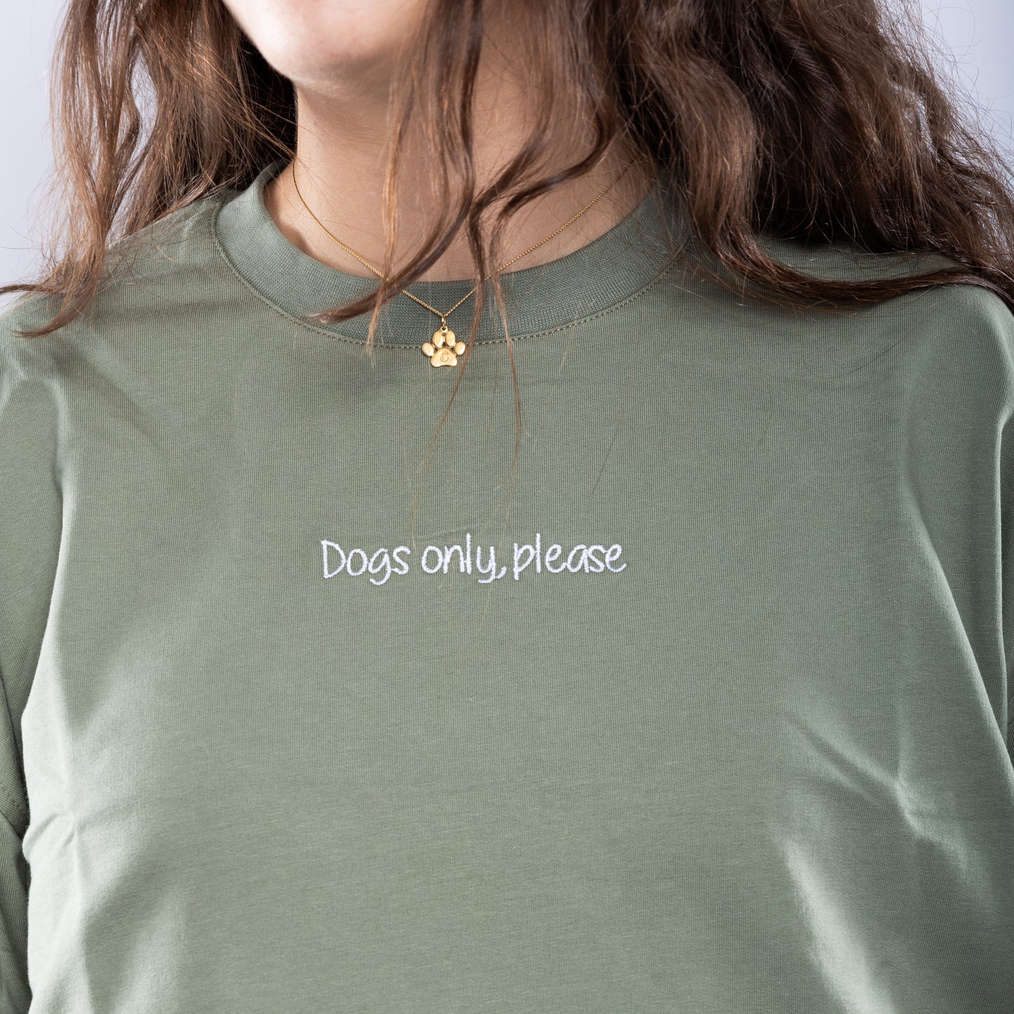 Dogs only Tee Olive